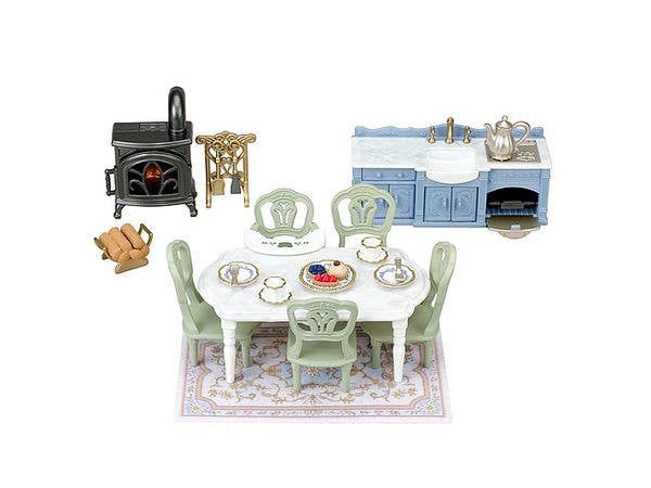Sylvanian Families Sparkling Waterfront Red Roof House Elegant Dining Room