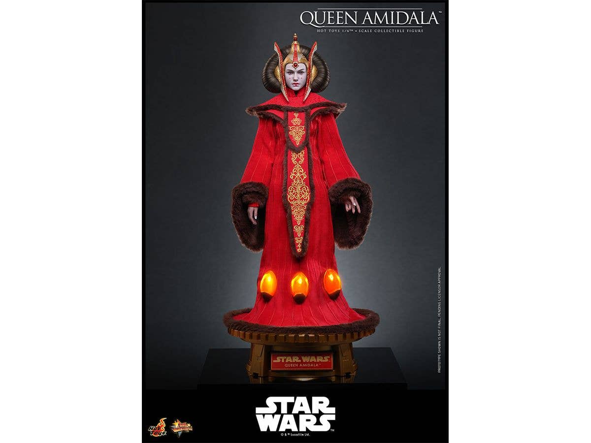 Movie Masterpiece - Fully Poseable Figure: Star Wars: The Phantom Menace - Queen Amidala