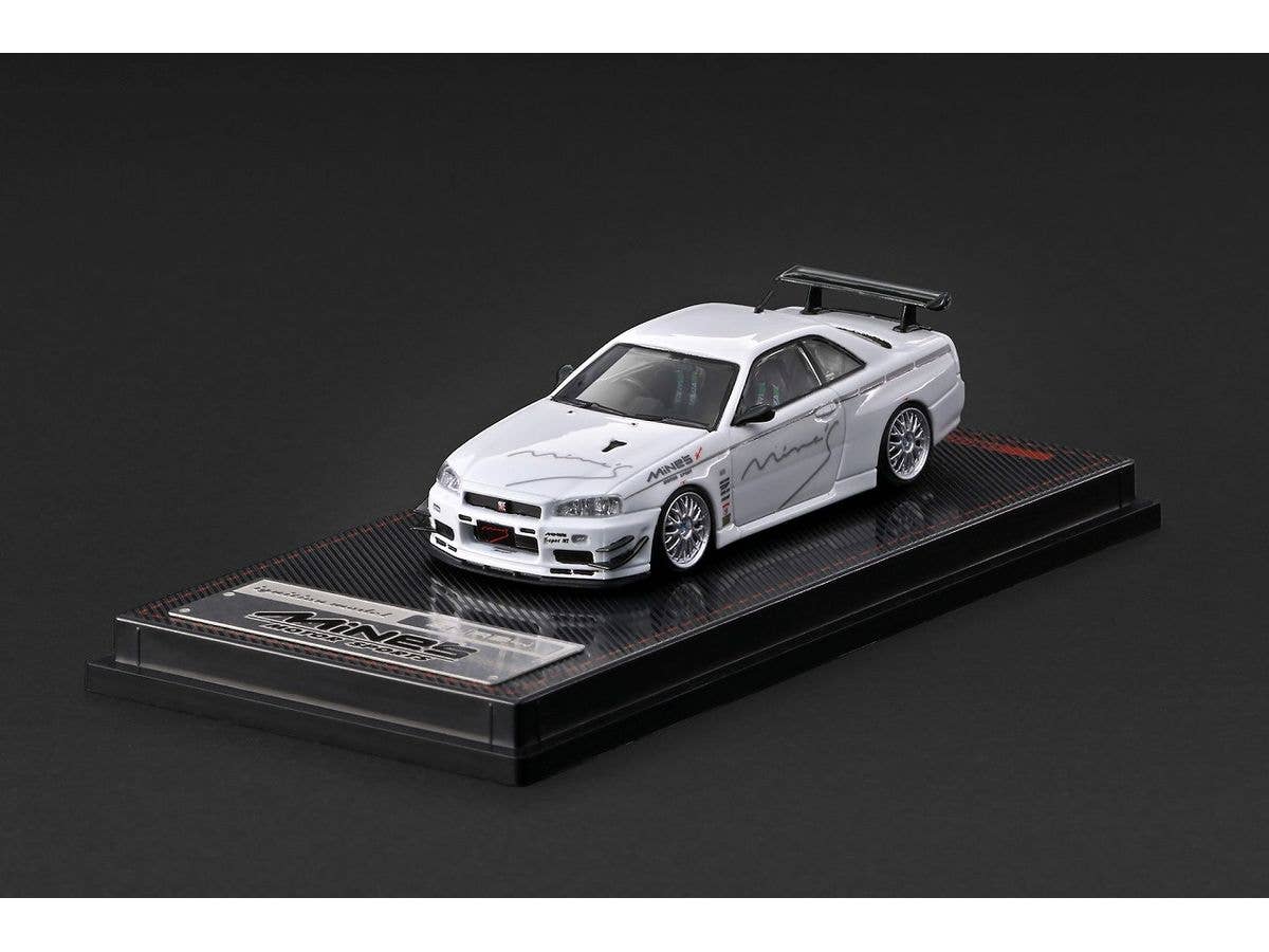 Nissan Skyline GT-R Mine's (R34) White