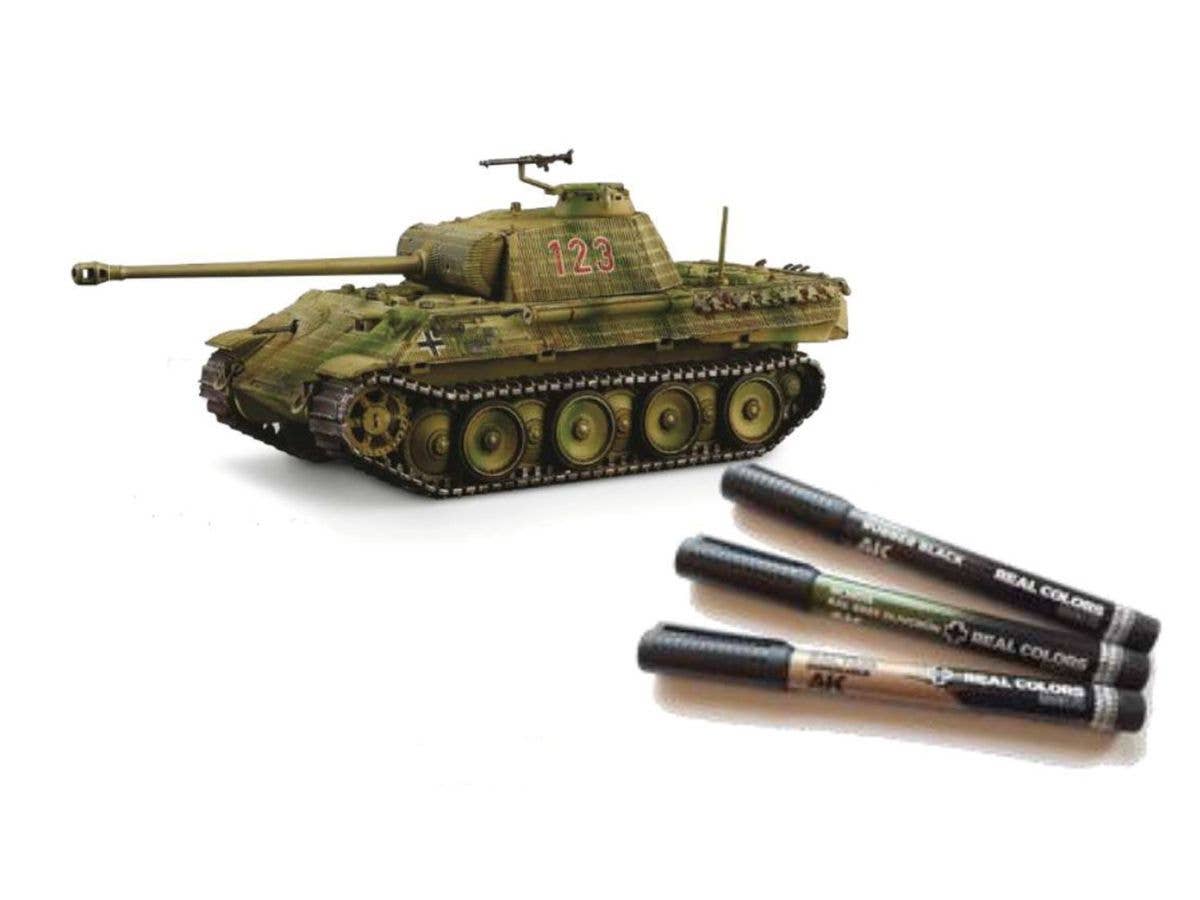 WWII German Sd.Kfz. 171 Panther Ausf. A Starter Set with Markers