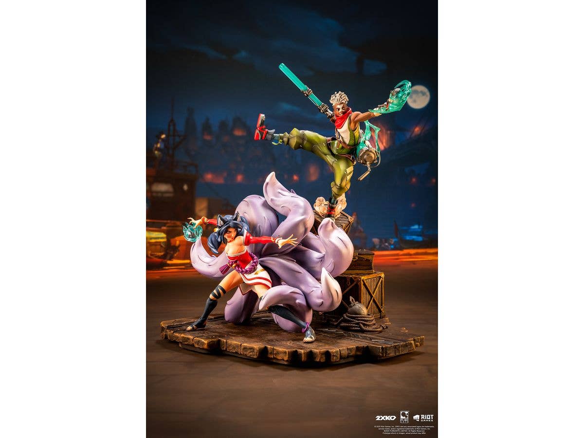 2XKO/ Ekko & Ahri Diorama Statue