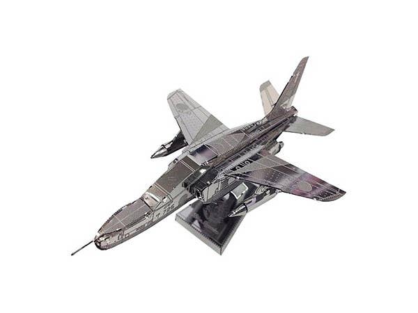 Metallic Nano Puzzle: JASDF Blue Impulse