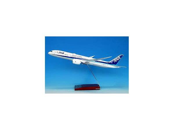 BOEING 787-9 JA922A RR Logo